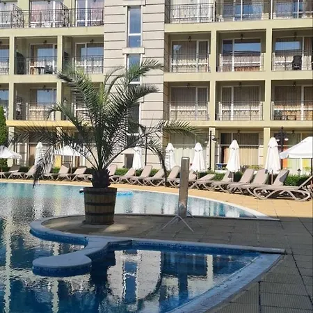 Festa първа линия Apartmán *